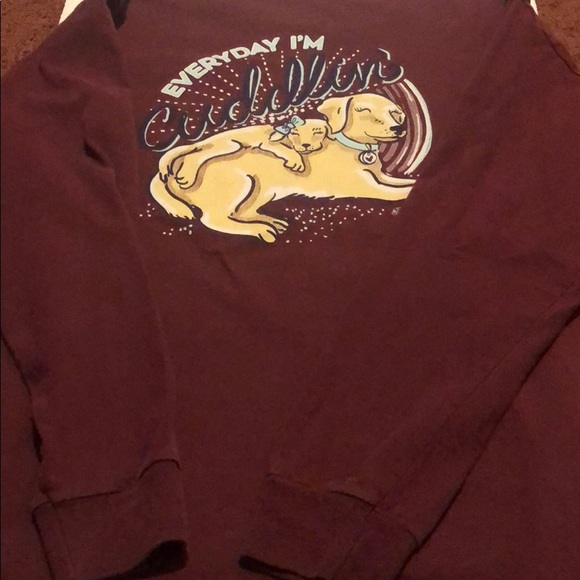 A red longsleeve - Picture 3 of 3